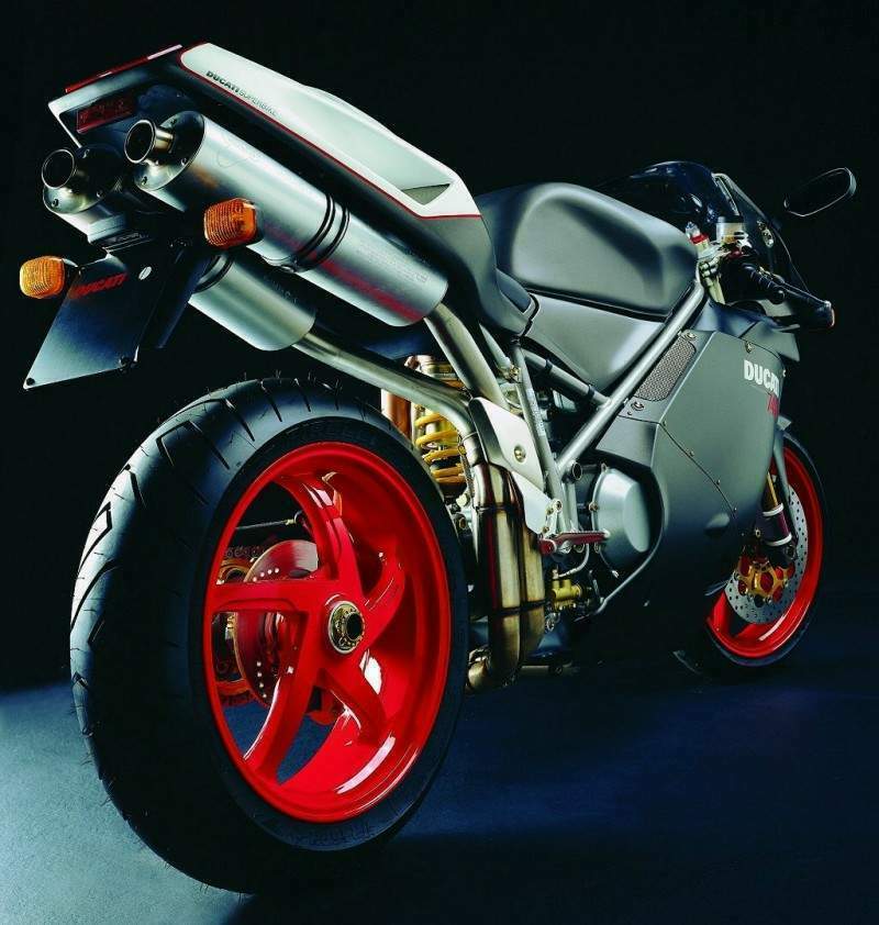 Мотоцикл Ducati 748S 2002 фото