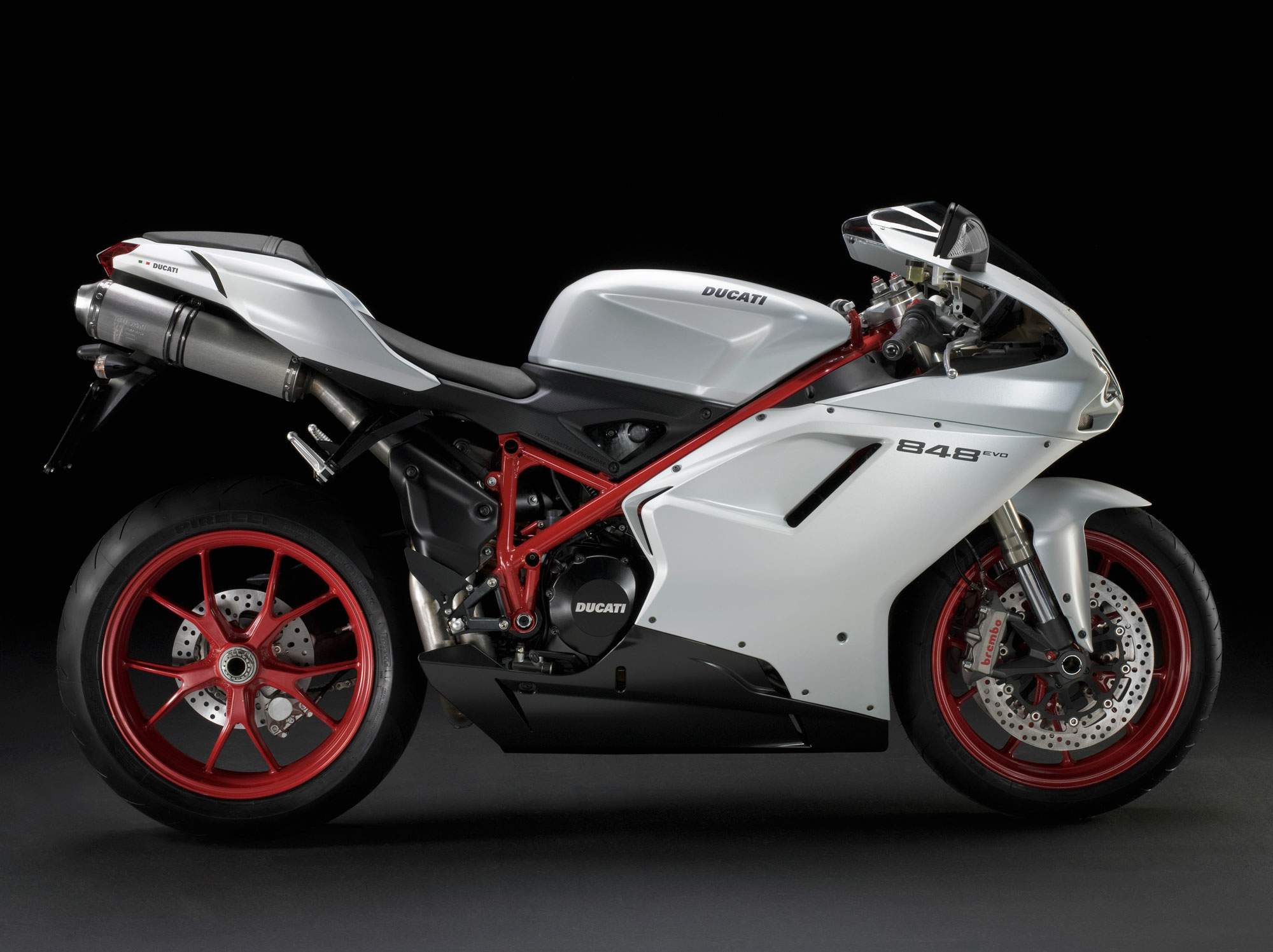 Мотоцикл Ducati 848 EVO 2013 фото