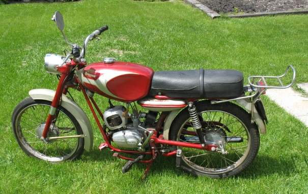 Мотоцикл Ducati 90 Cadet / Cacciatore (Mountaineer) 1964