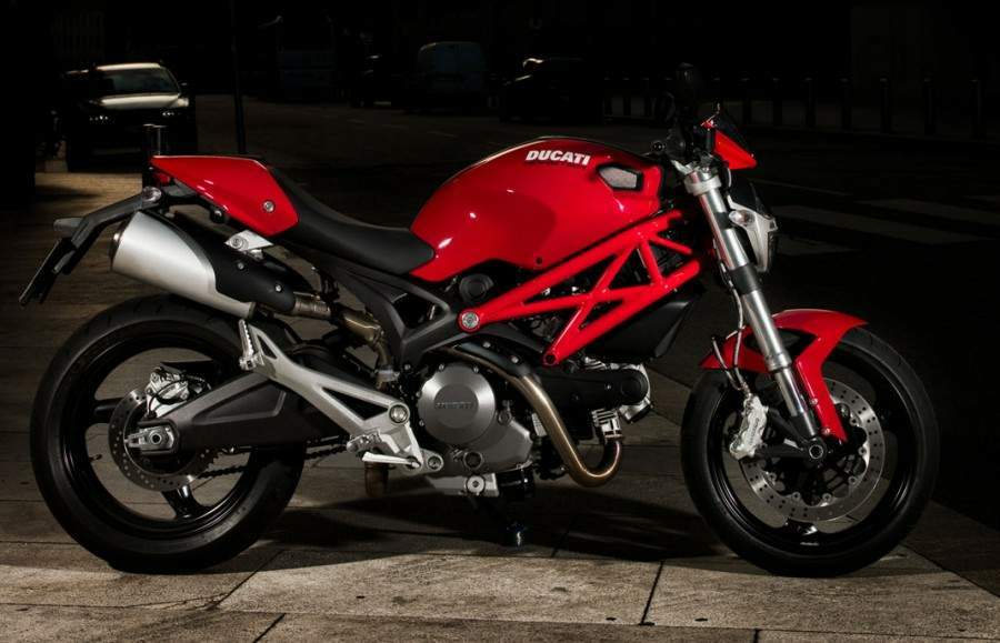 Мотоцикл Ducati Monster 696 2010
