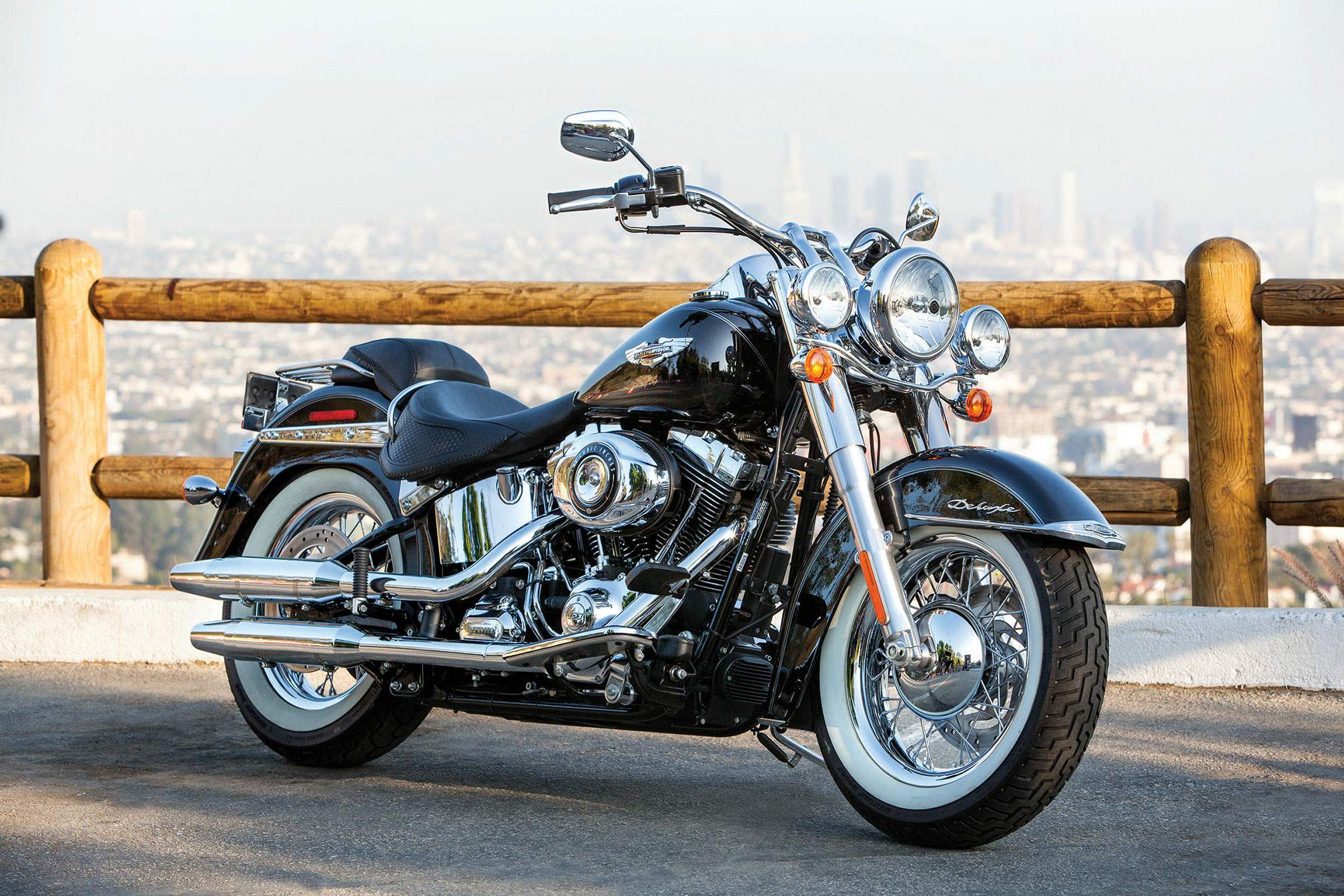 Мотоцикл Harley Davidson FLSTN Softail Deluxe 2014