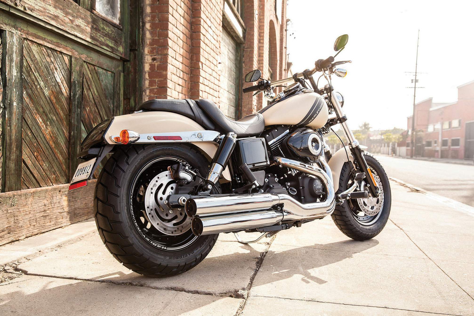 Мотоцикл Harley Davidson FXDF Dyna Fat Bob 2014