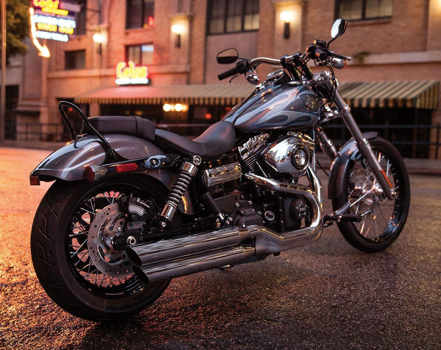 Мотоцикл Harley Davidson FXDWG Dyna Wide Glide 2015