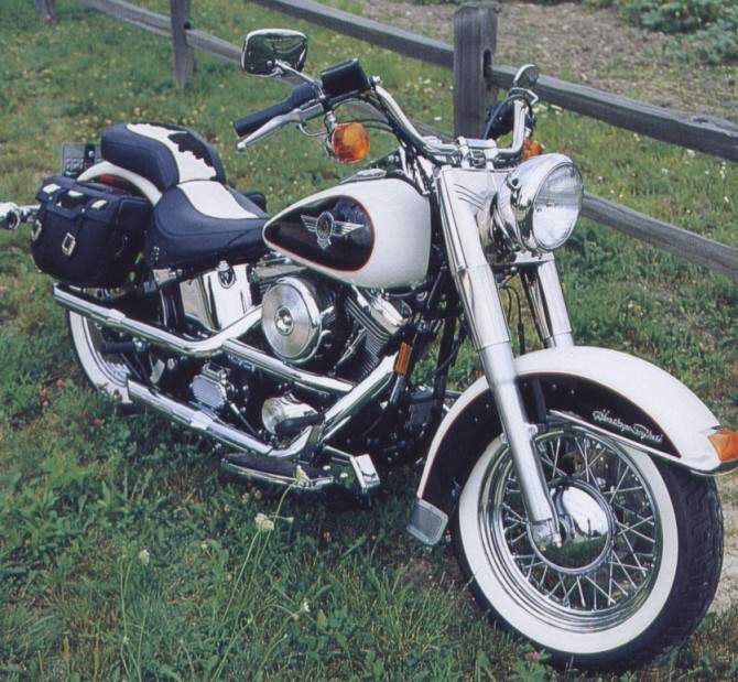 Фотография мотоцикла Harley Davidson Nostalgia Cow Glide 1993