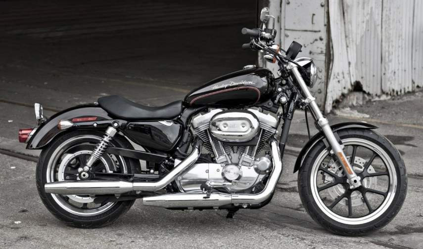 Фотография мотоцикла Harley Davidson XL 883L Sportster Superlow 2012