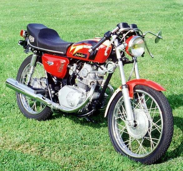 Фотография мотоцикла Honda CB 125 Caf Racer 1972