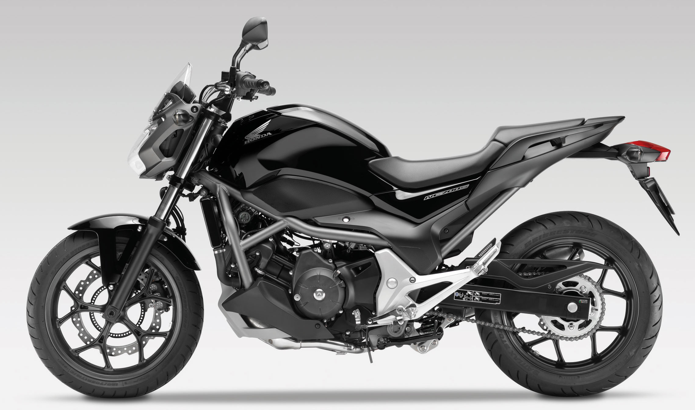 Мотоцикл Honda NC 700 S 2012 фото