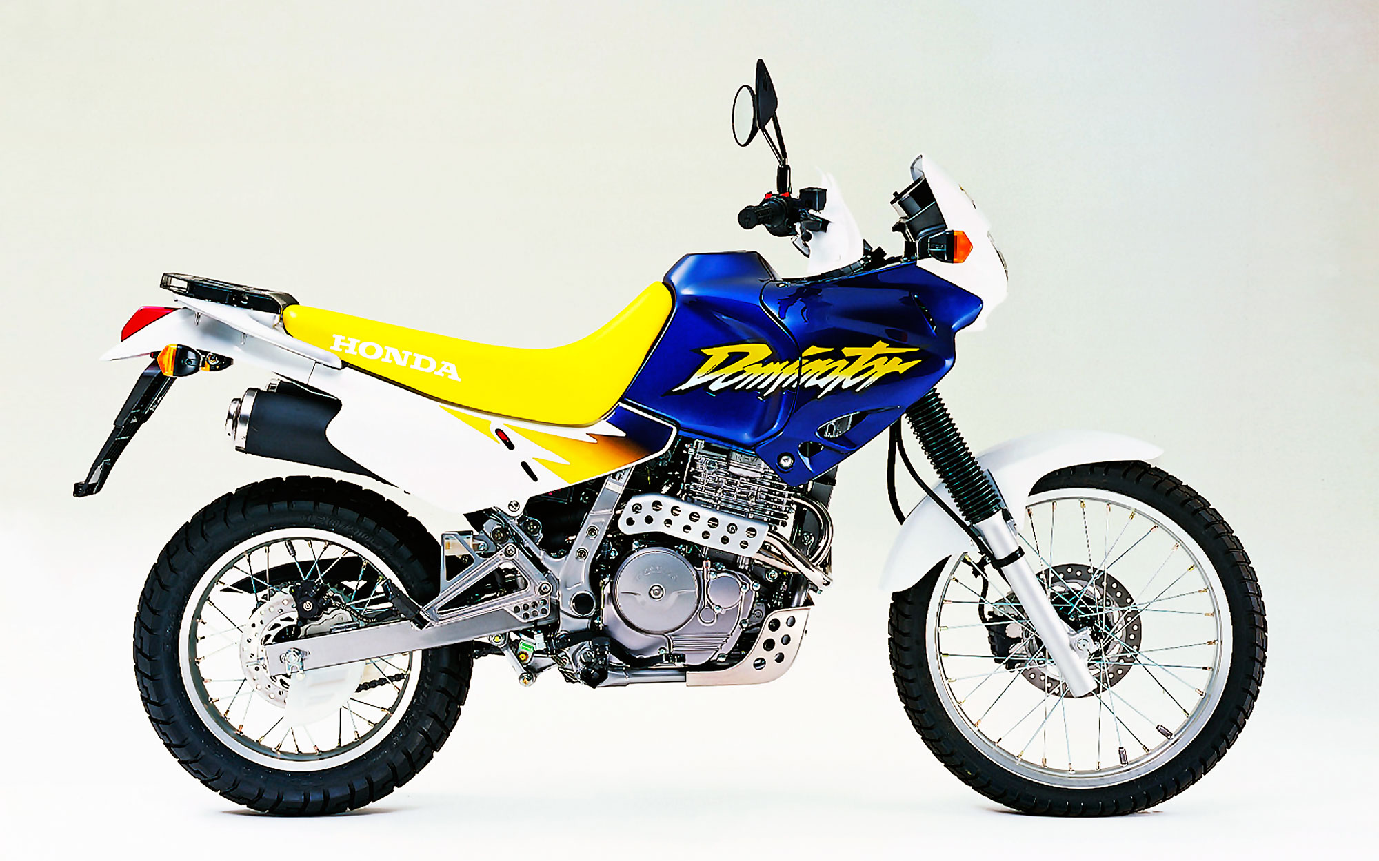 Фотография мотоцикла Honda NX 650 Dominator 1998