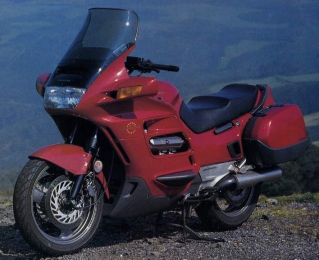 Мотоцикл Honda ST 1100 Pan European 1992 фото