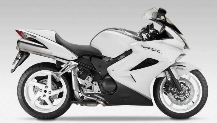 Фотография мотоцикла Honda VFR 800F V-TEC 2009