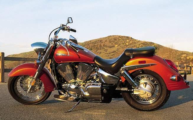 Мотоцикл Honda VTX 1300S 2005 фото