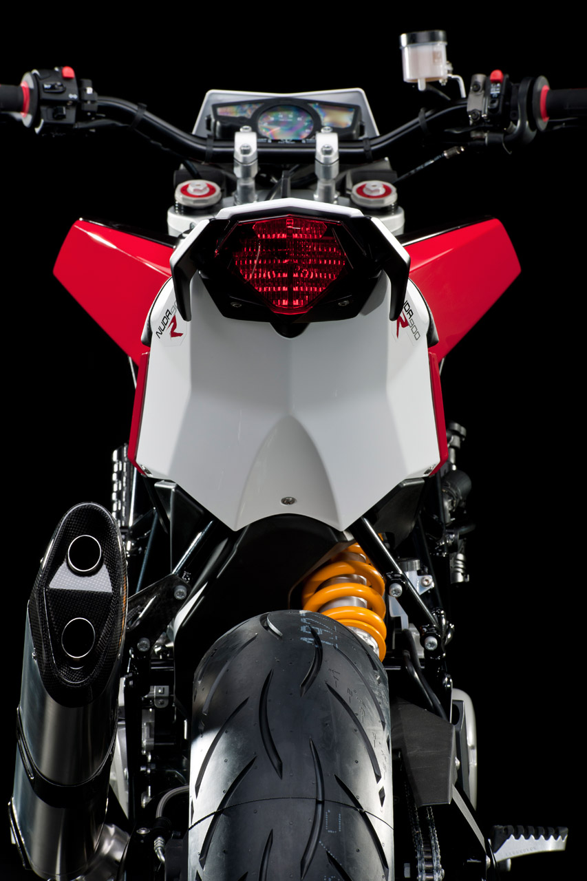 Мотоцикл Husqvarna Nuda 900 R 2012