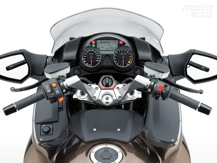 Мотоцикл Kawasaki GTR 1400 Concours 2014 фото
