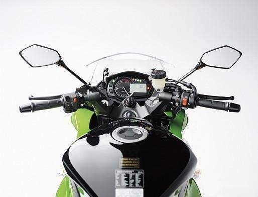 Мотоцикл Kawasaki Z 1000SX 2011 фото