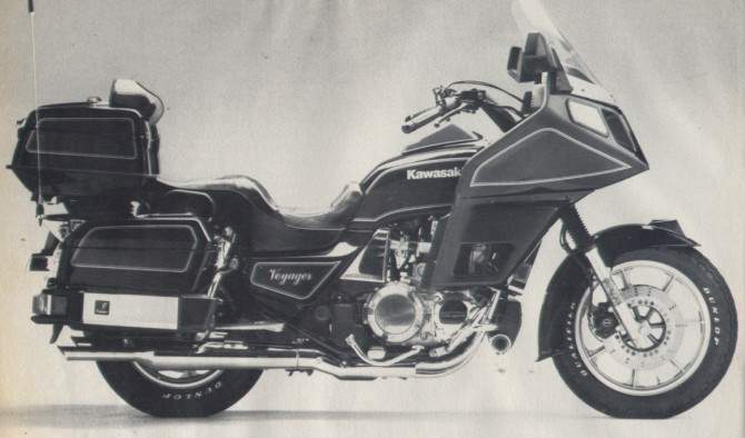 Мотоцикл Kawasaki ZG 1300 Voyager 1987 фото