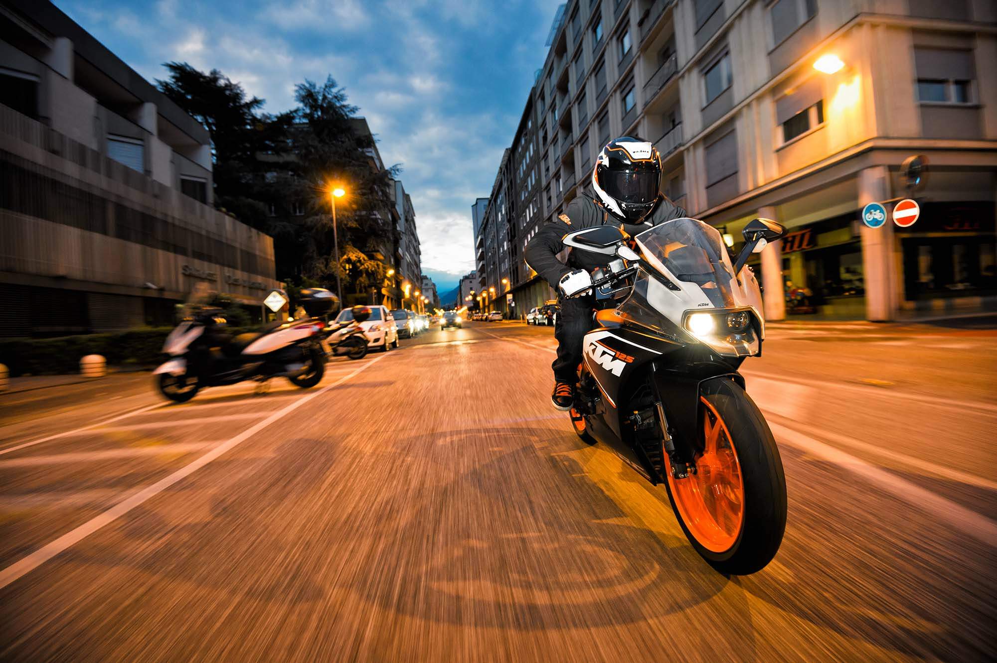 Мотоцикл KTM RC 125 2014 фото