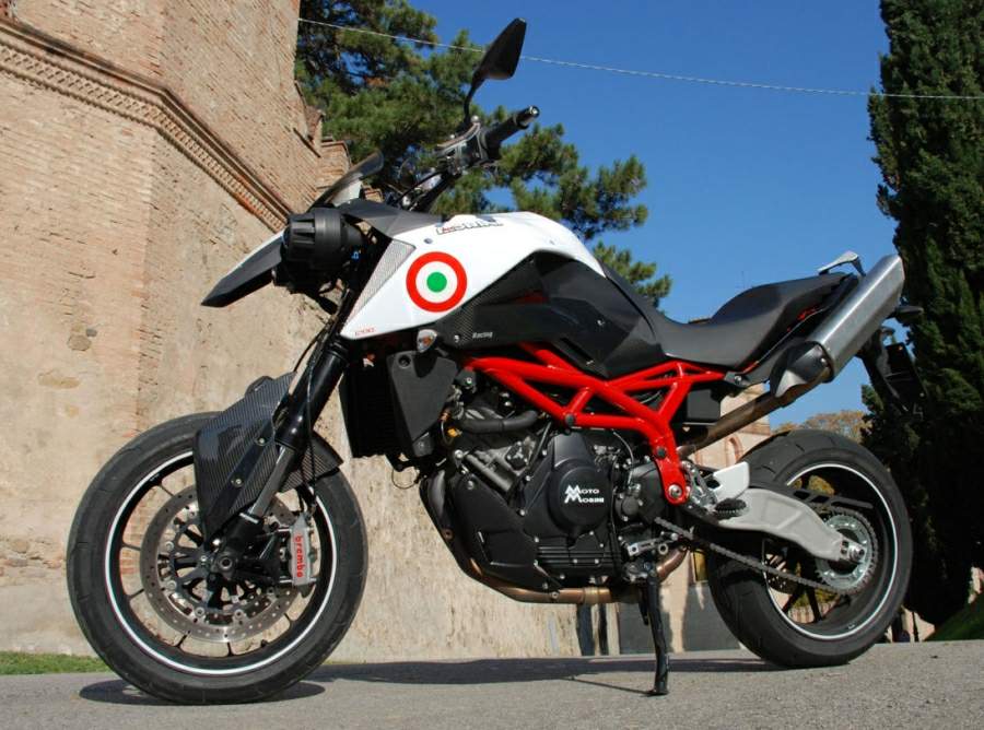 Мотоцикл Moto Morini V12M01 Supermoto Prototipo 2010 фото
