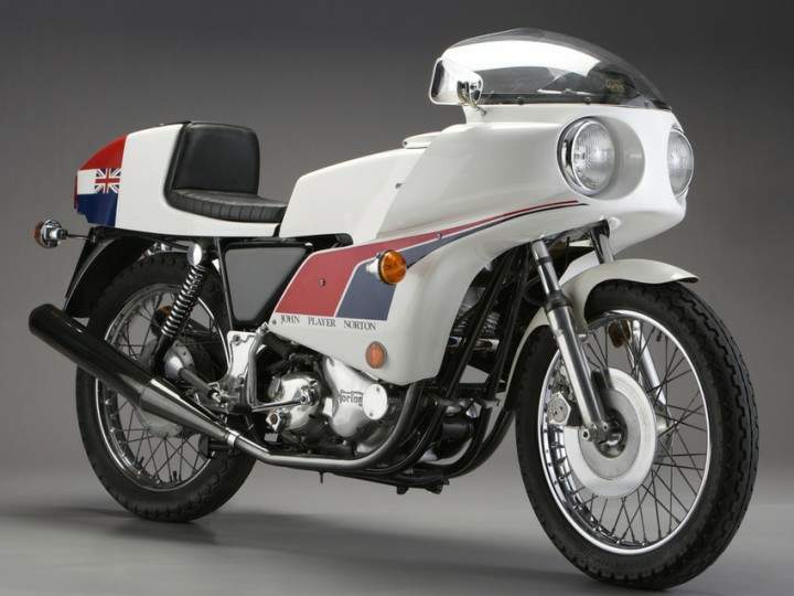 Мотоцикл Norton Commando 850 JPS 1974