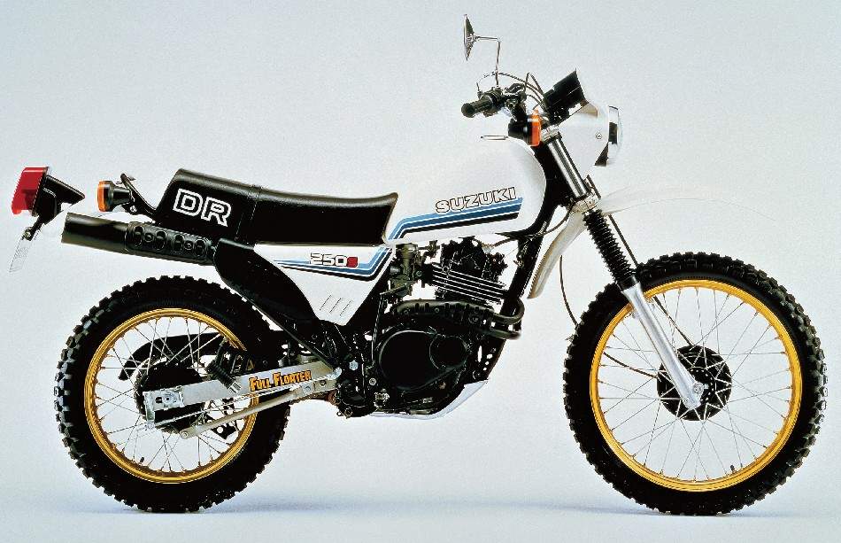 Мотоцикл Suzuki DR 200 Djebel 1982
