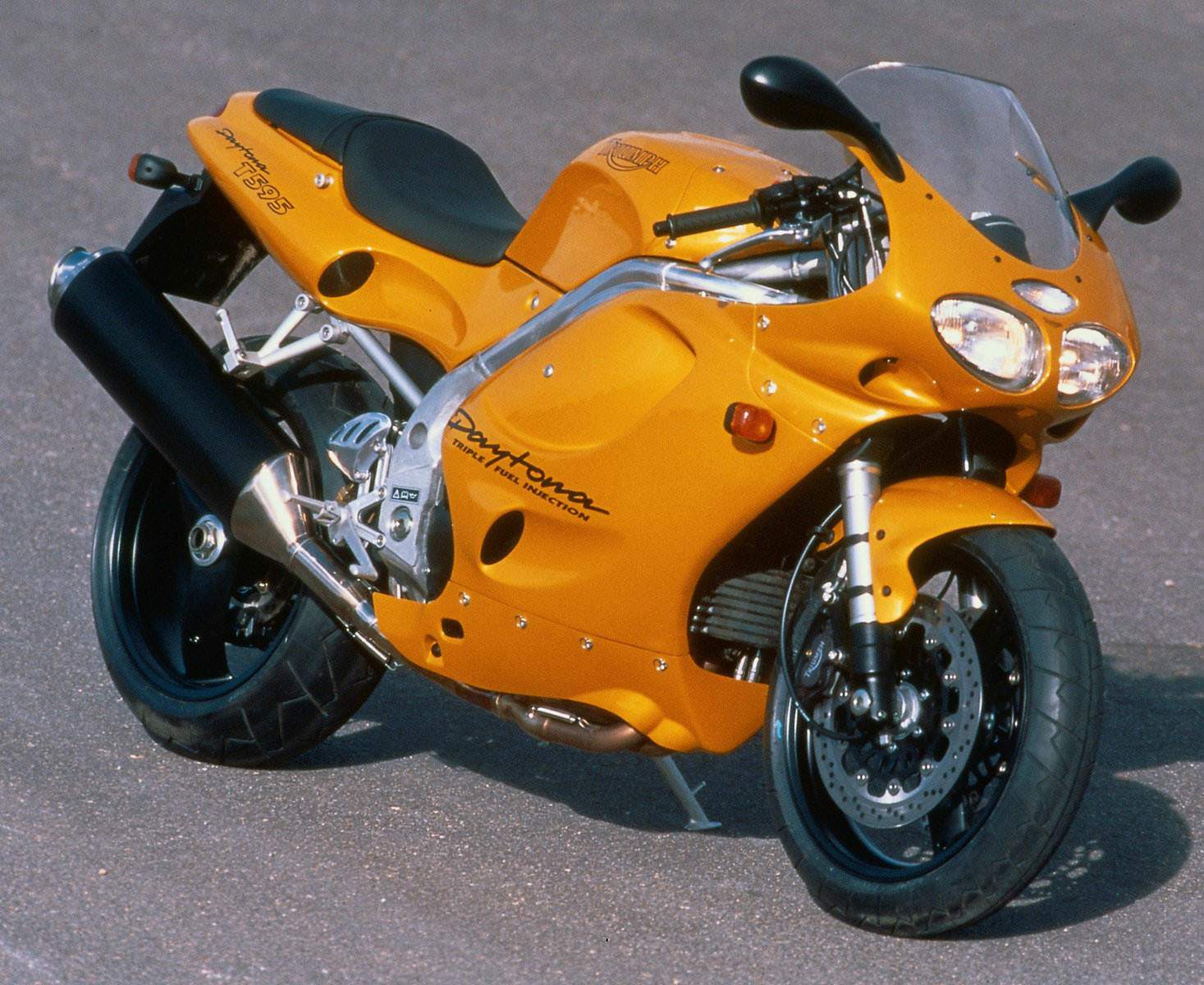 Фотография мотоцикла Triumph Daytona T595 1998