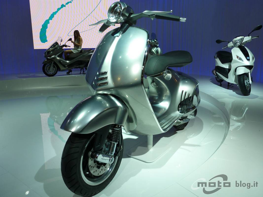 Мотоцикл Vespa Quarantasei Concept 2012