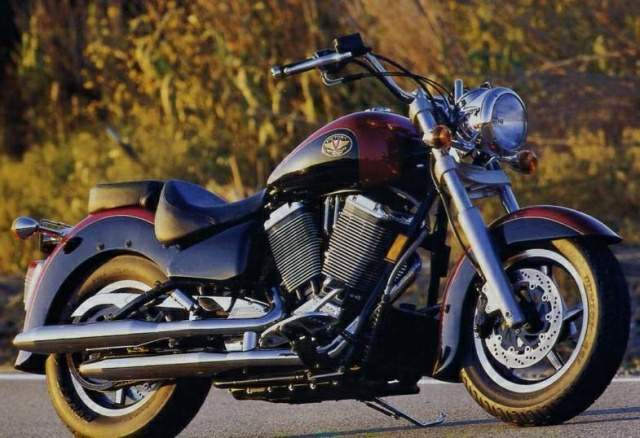 Мотоцикл Victory V92C Cruiser 2000