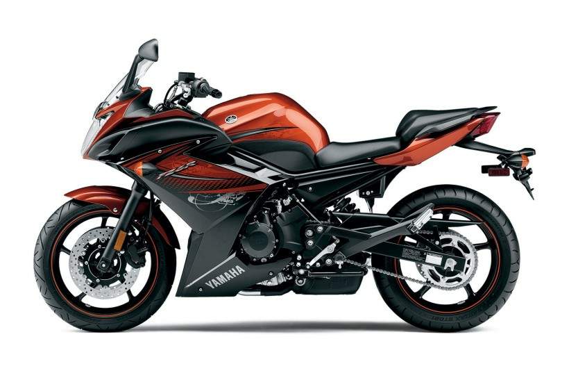 Мотоцикл Yamaha FZ-6R 2011 фото