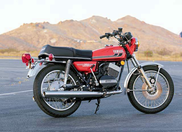 Фотография мотоцикла Yamaha RD 250 1975