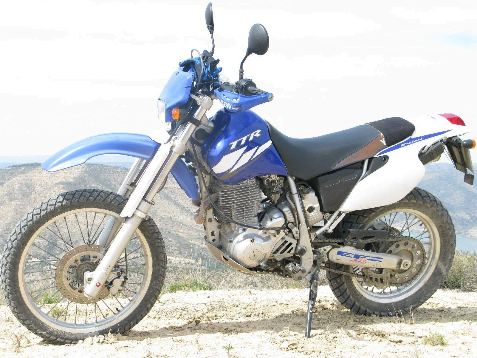 Мотоцикл Yamaha TT 600RE 2004 фото