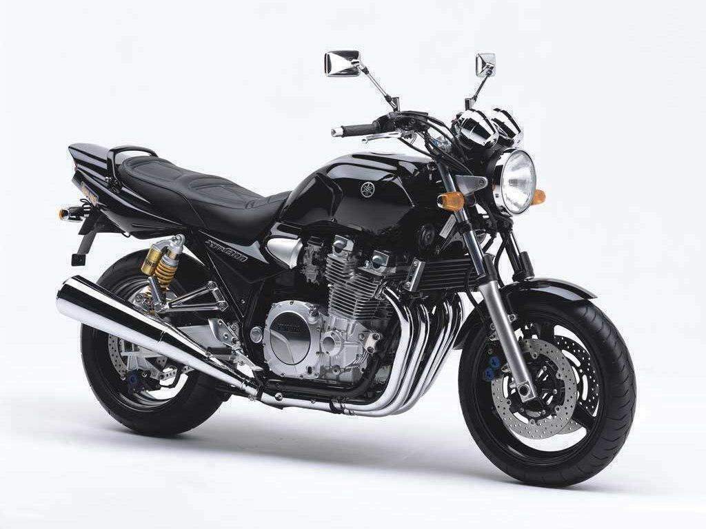 Мотоцикл Yamaha XJR 1300 2002 фото