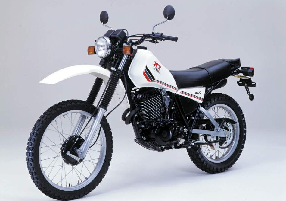 Мотоцикл Yamaha XT 400 Artesia 1982 фото
