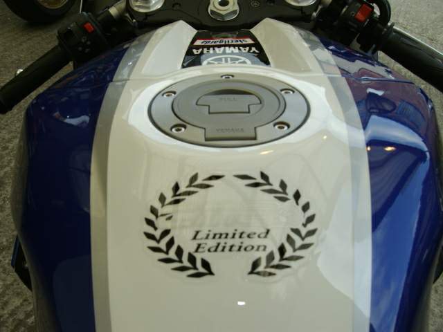 Мотоцикл Yamaha YZF 1000 R1 Ben Spies SBK Replica 2009 фото