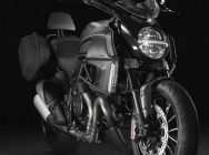 Мотоцикл Ducati Diavel Strada 2013 фото