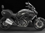 Мотоцикл Ducati Diavel Strada 2013 фото
