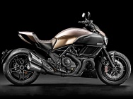 Мотоцикл Ducati Diavel Titanium LE 2015 фото