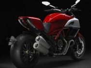 Мотоцикл Ducati Diavel 2011 фото