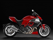 Мотоцикл Ducati Diavel 2013 фото