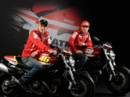 Мотоцикл Ducati Monster 796 Hayden MotoGP Replica 2011 фото