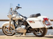 Мотоцикл Harley Davidson FLD Dyna Switchback 2014 фото