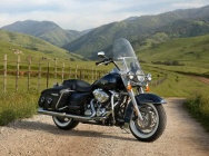Мотоцикл Harley Davidson FLHRC Road King Classic 2011 фото
