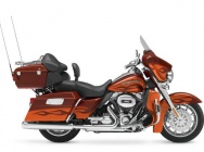 Мотоцикл Harley Davidson FLHTCUSE5 Ultra Classic Electric Glide CVO 2010 фото