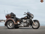 Мотоцикл Harley Davidson FLHTCUTG Tri Glide Ultra Classic 2012 фото