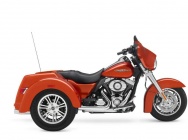 Мотоцикл Harley Davidson FLHXXX Street Glide Trike 2011 фото