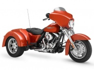 Мотоцикл Harley Davidson FLHXXX Street Glide Trike 2011 фото