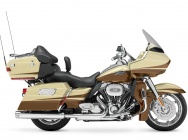 Мотоцикл Harley Davidson FLTRU SE Road Glide Ultra CVO 2011 фото