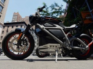 Мотоцикл Harley Davidson LiveWire 2014 фото