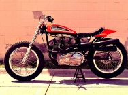 Мотоцикл Harley Davidson XR 750 Flat Tracker 1972 фото