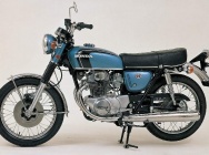 Мотоцикл Honda CB 250 1972 фото
