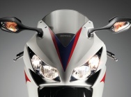 Мотоцикл Honda CBR 1000 RR Fireblade 2012 фото