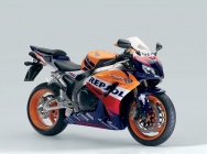 Мотоцикл Honda CBR 1000RR Repsol 2007 фото
